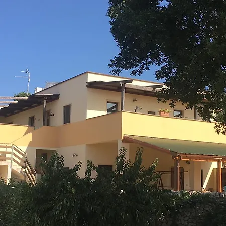 Agritria Di Umberto Anglisani